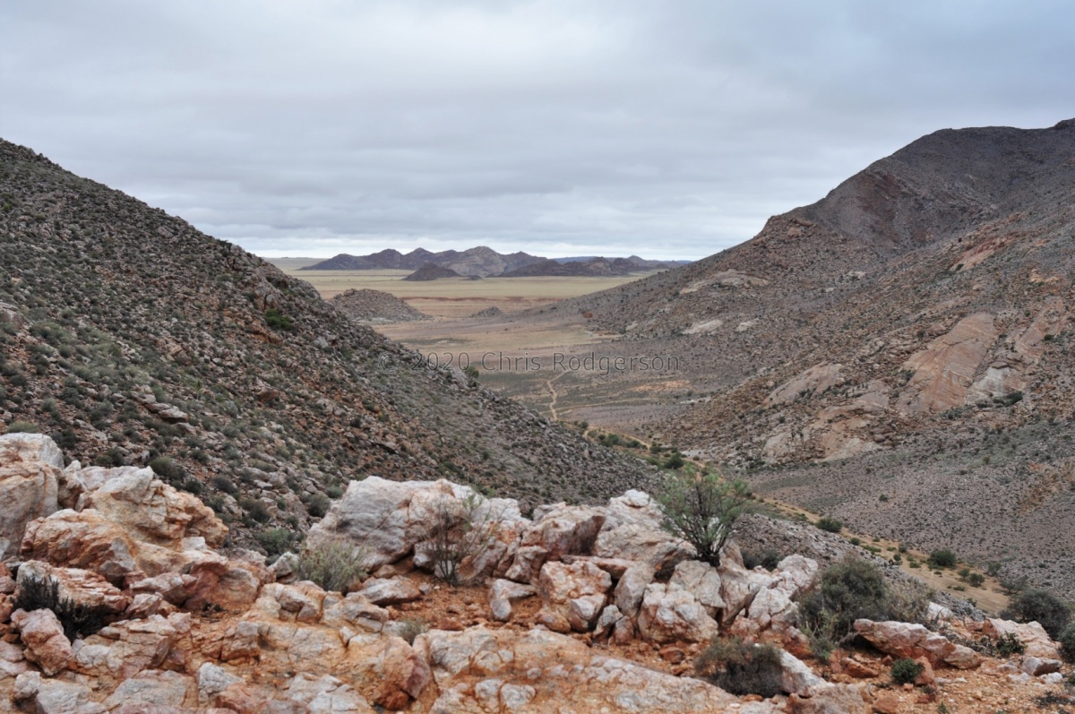 cloudy day near Springbok.JPG